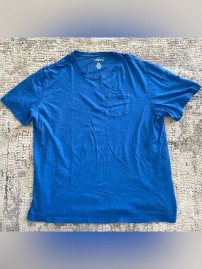Loops short sleeve tshirt size XL